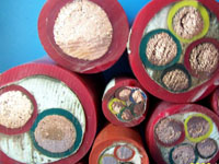 �d�I(y��)��|9